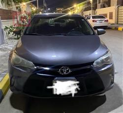 تۆیۆتا کامری